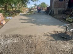 विधायक निधि की सड़क पर कमीशन का ‘रोलर’ : लाखों की CC रोड में कमिशन फिक्स’ का खेल, गुणवत्ता जांचने पहुंचे अधिकारियों ने भी साधी चुप्पी…